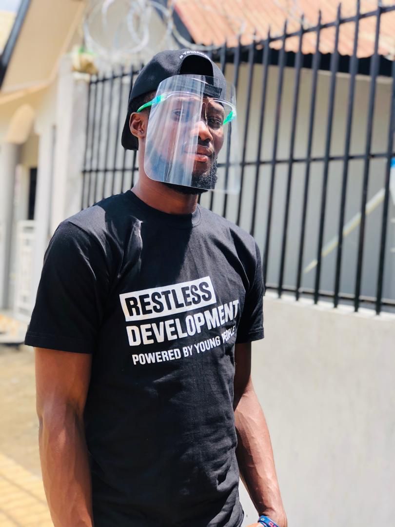 Because #WeVolunteered with @RestDevSalone, one of us, Sallieu Jalloh, is today a Program Coordinator, for Restless Development Sierra Leone 🇸🇱

#IVD2022 | #DnDComms | @RestlessDev | @BanguraOrman | @DFID_UK | @UKinSierraLeone