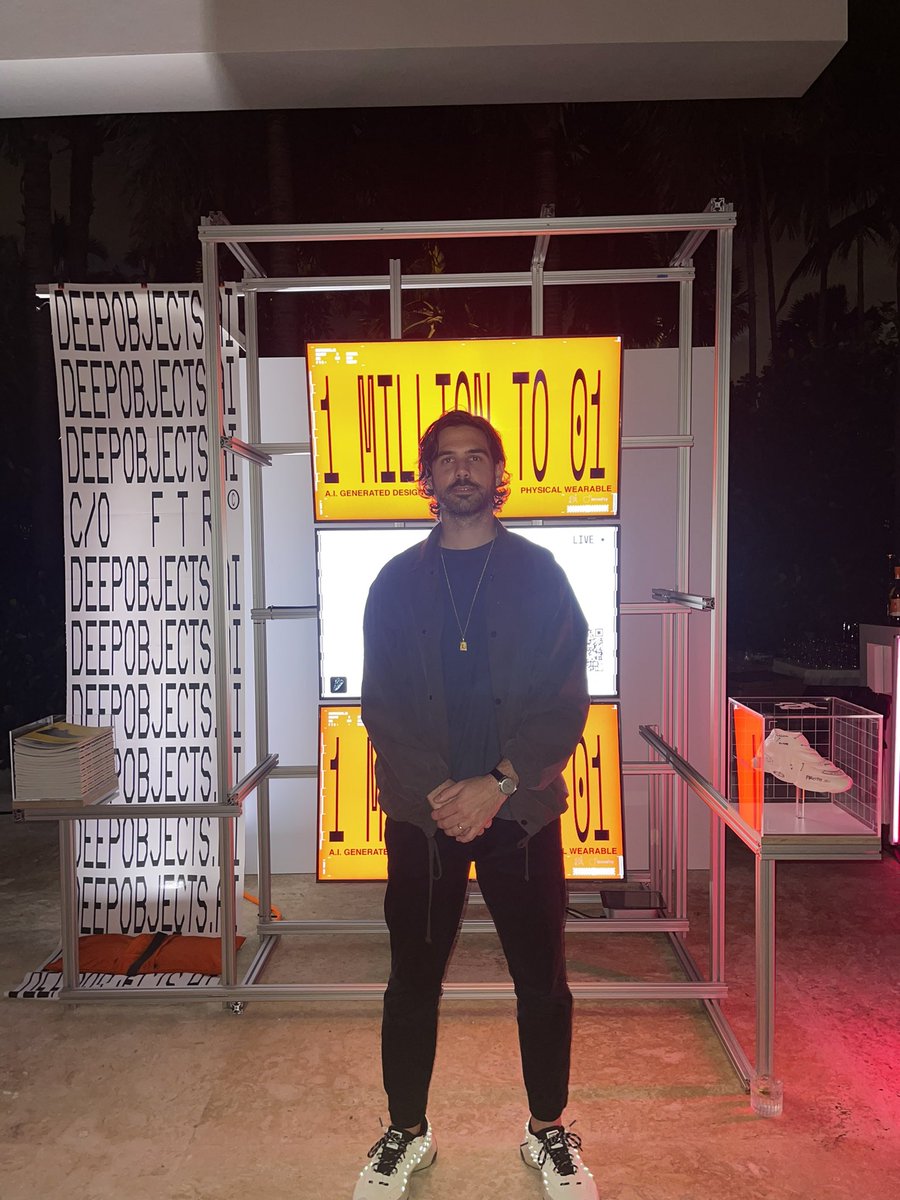 davidstamatis tweet media