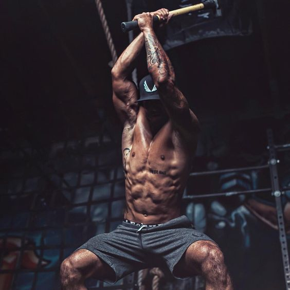 8 REASONS EVERY MAN SHOULD LIFT WEIGHTS =THREAD= https://t.co ...