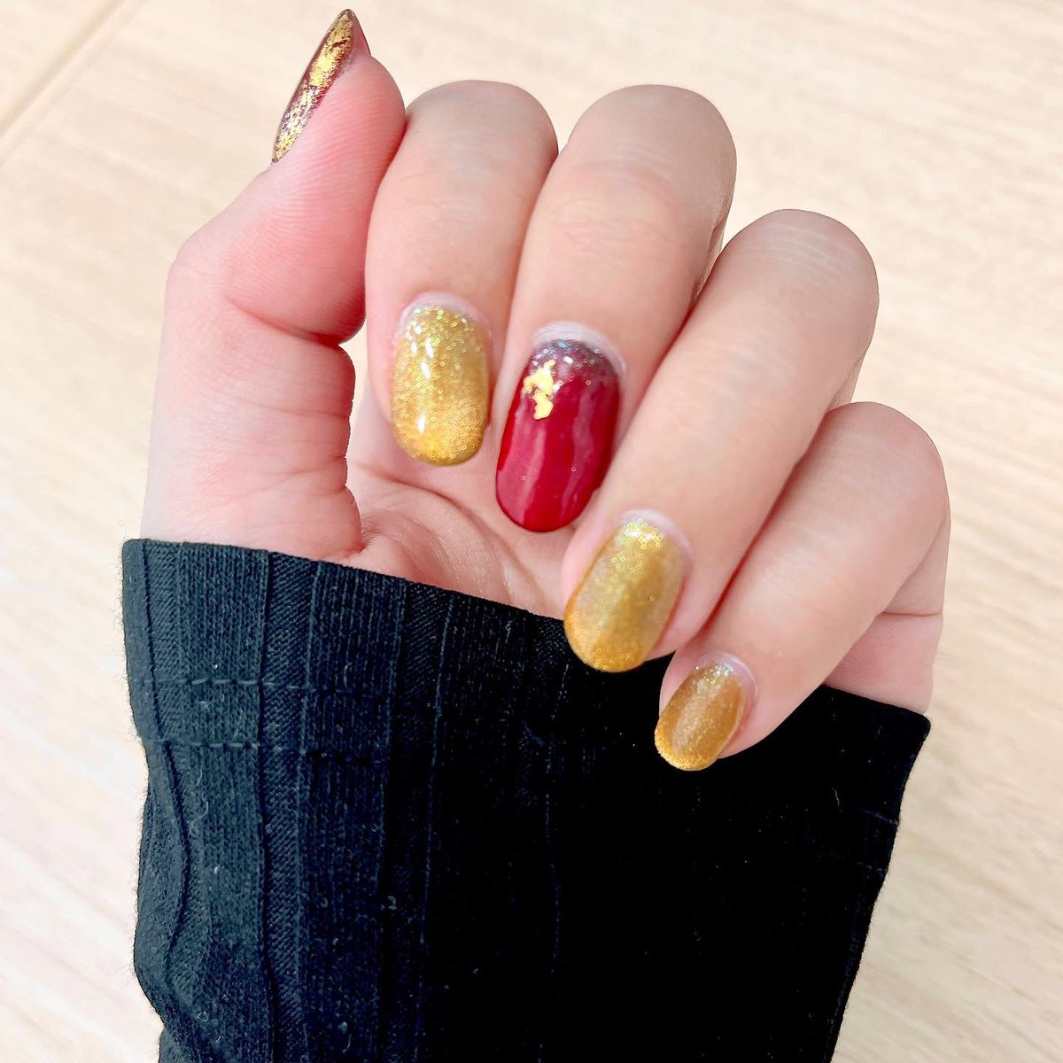 solo holding yellow nails close-up 1girl nail polish general  illustration images