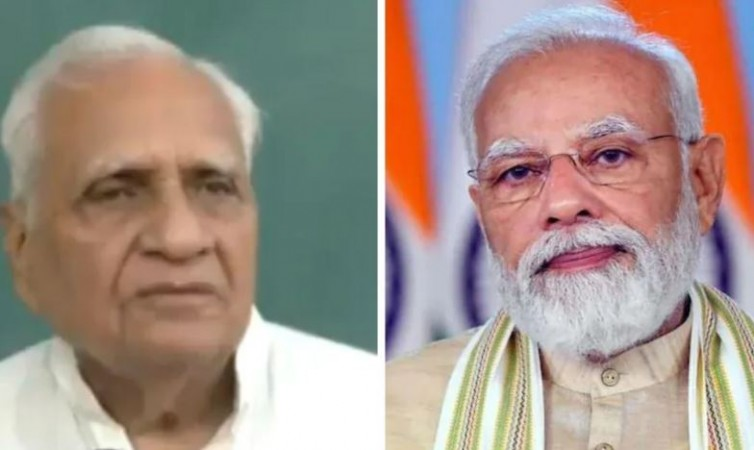 PFLNews1's tweet photo. बहुत मेहनत करते हो, आराम भी करो', भाई PM मोदी से मिलकर भावुक हुए सोमाभाई मोदी
#PMModi #Somabhaimodi https://t.co/omMCmWJCIO