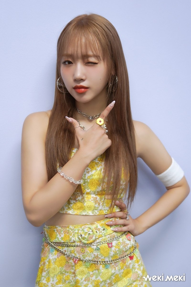 Weki Meki pics tweet media