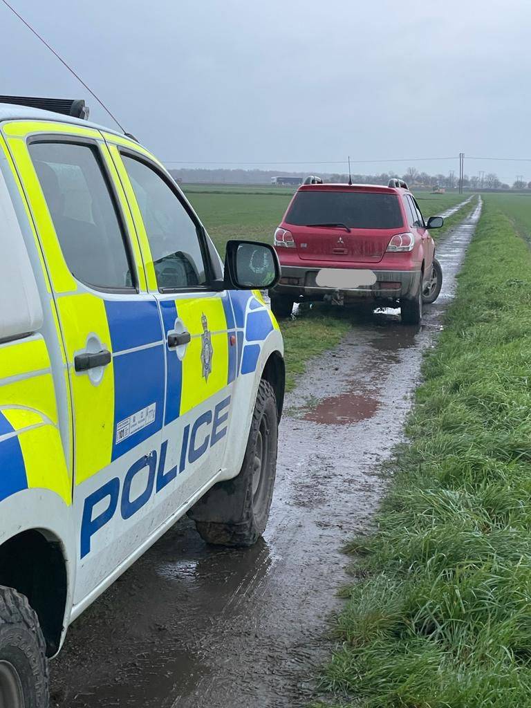 #RuralTaskForce #OpGalileo Following calls from farmwatch members yesterday of suspected hare coursing on farmland around #Rawcliffe, the below vehicle was located down a private track. The occupant was reported for hare coursing offences & escorted out the area #InYourCommunity