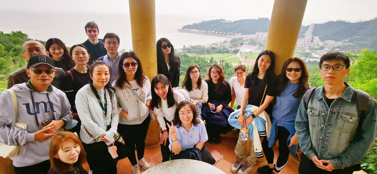 Celebrate the end of the semester with a hike through the Ha Sa Reservoir 🏝️ Great to meet other new faculty members at UM!