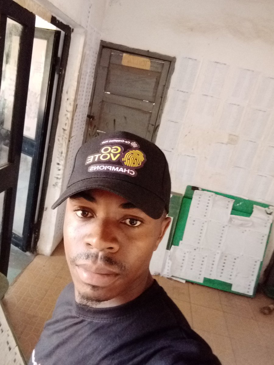 Dr_IDO95's tweet image. #PVCCollection &amp;amp; #MakeWeGoVote Community Campaign are part of #GovoteProject of #CcHub. We, the #AbiaChampions/volunteers visited #INEC offices in Umuahia North and Umuahia South LGAs on 24/11/2022 to monitor #compliance of citizens to the #INECregisterdisplay...
#Govoteng
#2023