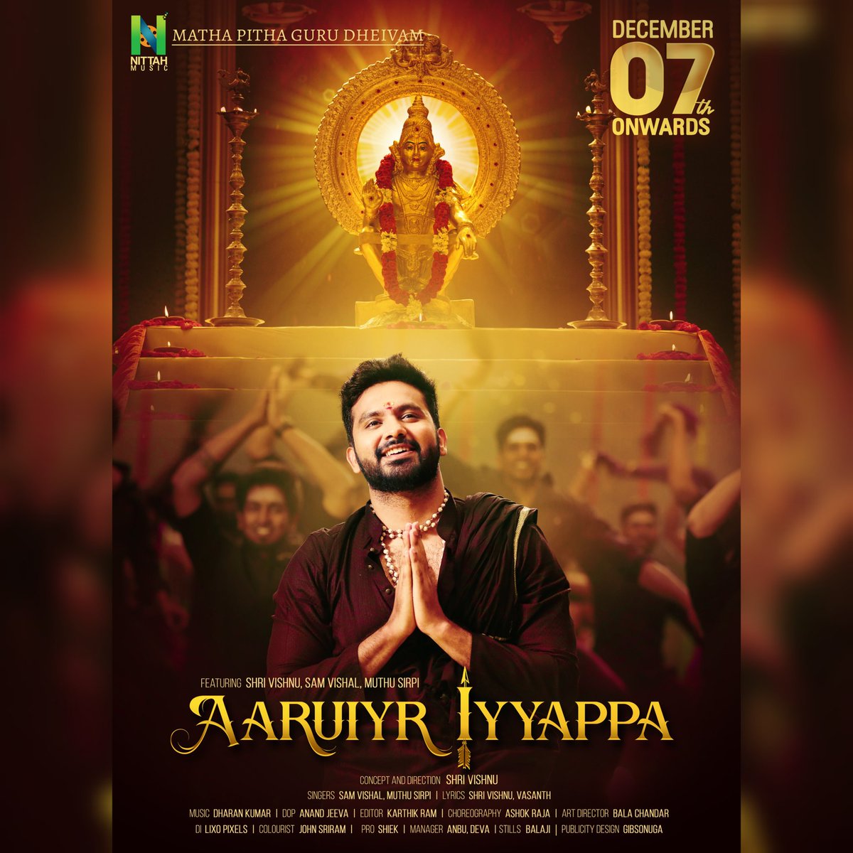saloon_kada's tweet photo. #AARUYIRIYYAPPA First Look⭐

Stars : Shri Vishnu - Sam Vishal - MuthuSirpi
Music : DharanKumar
Singer :  Sam Vishal - Muthu Sirpi
Direction : ShriVishnu

Cinimatically Shot Iyyappan Video✌🏾
Releasing on DEC 7🛕 https://t.co/hFMxLKG0pw
