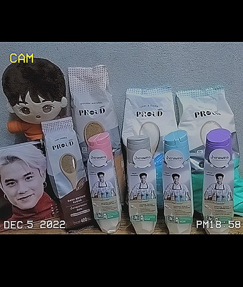 JMJ_mylove's tweet image. ภาพครอบครัว1 น้ำตาลเค้าดีจริงนะ แม่เห็นแล้วชมว่าแพ็คเกจสวย น่าใช้มากพรีเซ็นเตอร์หล่อด้วยยย ต้องไปหาซื้อกันแล้ว
#PROUDxJAMYJAMESS
#PROUDsugar #JamyJamess #JMJLABEL