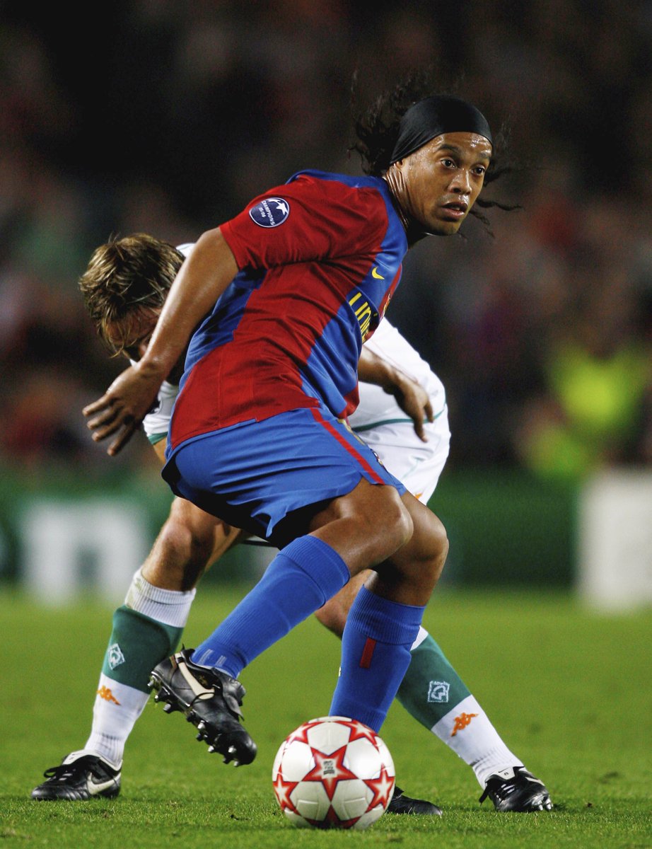 🇧🇷 A genius at work 🪄

𝗢𝗻 𝘁𝗵𝗶𝘀 𝗱𝗮𝘆 𝗶𝗻 𝟮𝟬𝟬𝟲

#UCL