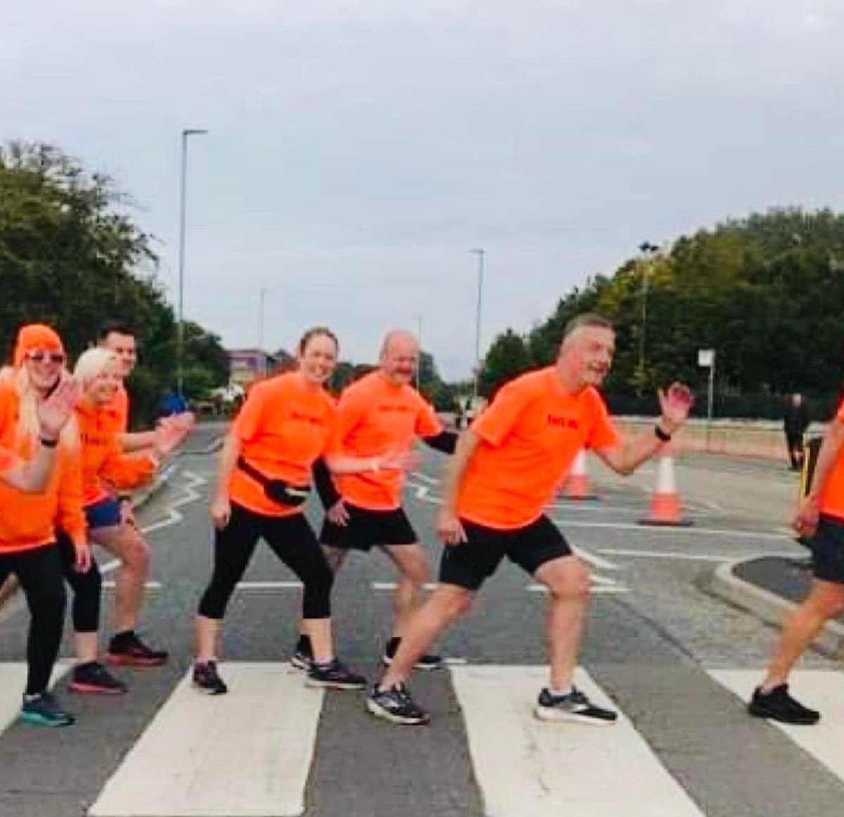 HAPPY INTERNATIONAL VOLUNTEERS DAY! 

Our wonderful teams give up their day to dress in orange and travel lots of miles, simply to help other runners … marvellous 👏

They make us very proud 🧡🧡🧡

#RaceAngels
#Volunteers
#InternationalVolunteerDay2022