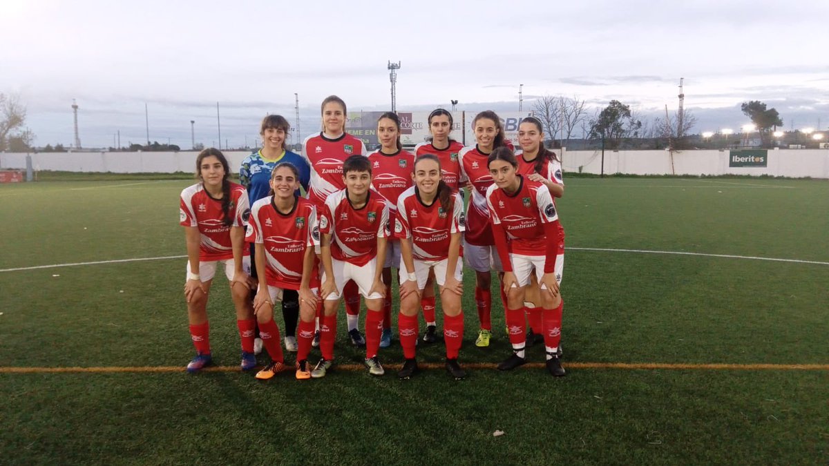 Otro lunes más semana de descanso pero felicitar a tod@s l@s que hacen posible que la sección femenina del <a href="/cdpuertapalmas/">cdpuertapalmas</a> síguela creciendo. Gracias a seguir trabajando duro.