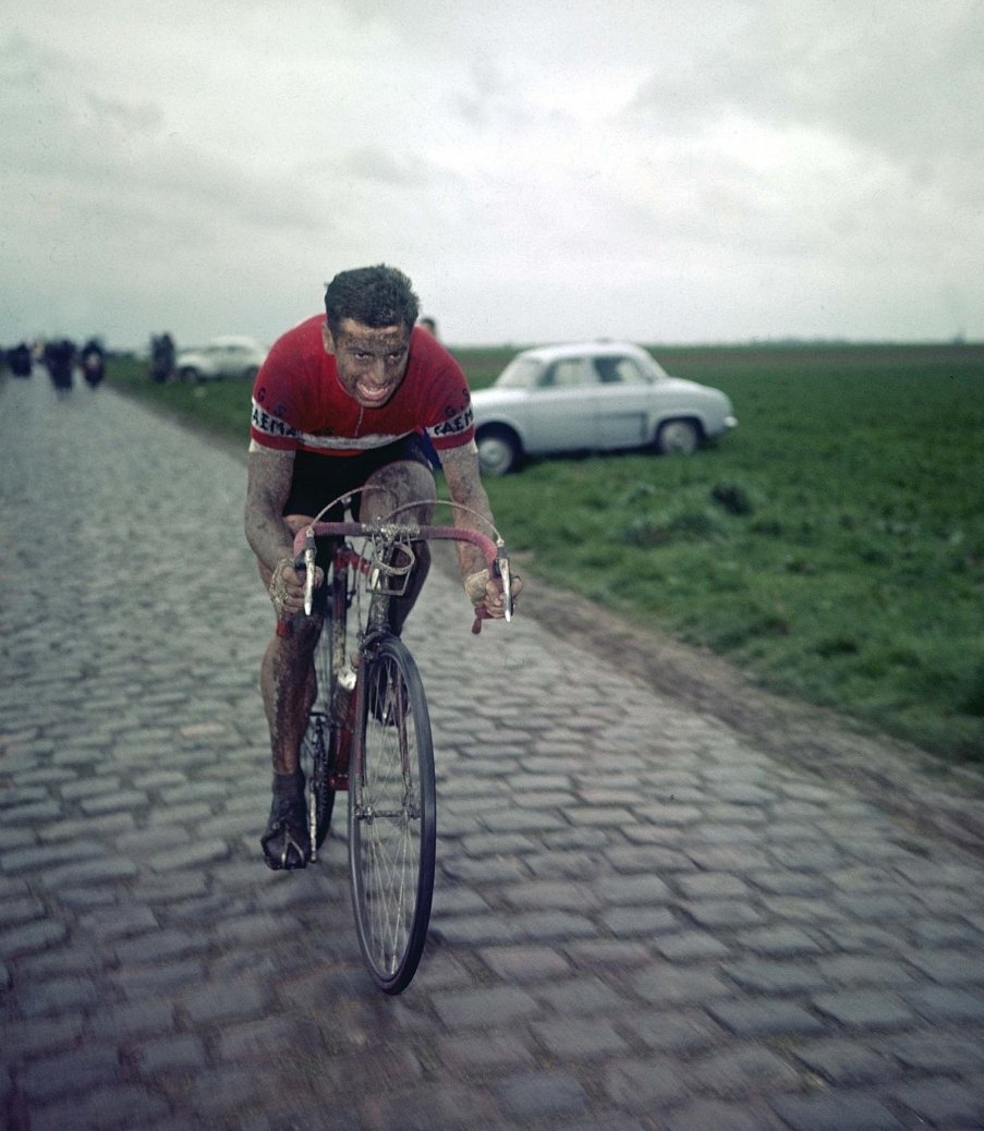 Continue Rik Van Looy winner Paris Brussels 1956,1958, Coppa Bernocchi 1957, 1958, Championship of Flanders 1959, Gold Medal 1952 Helsinki Olympic team road race. https://t.co/l90HLPqmUM