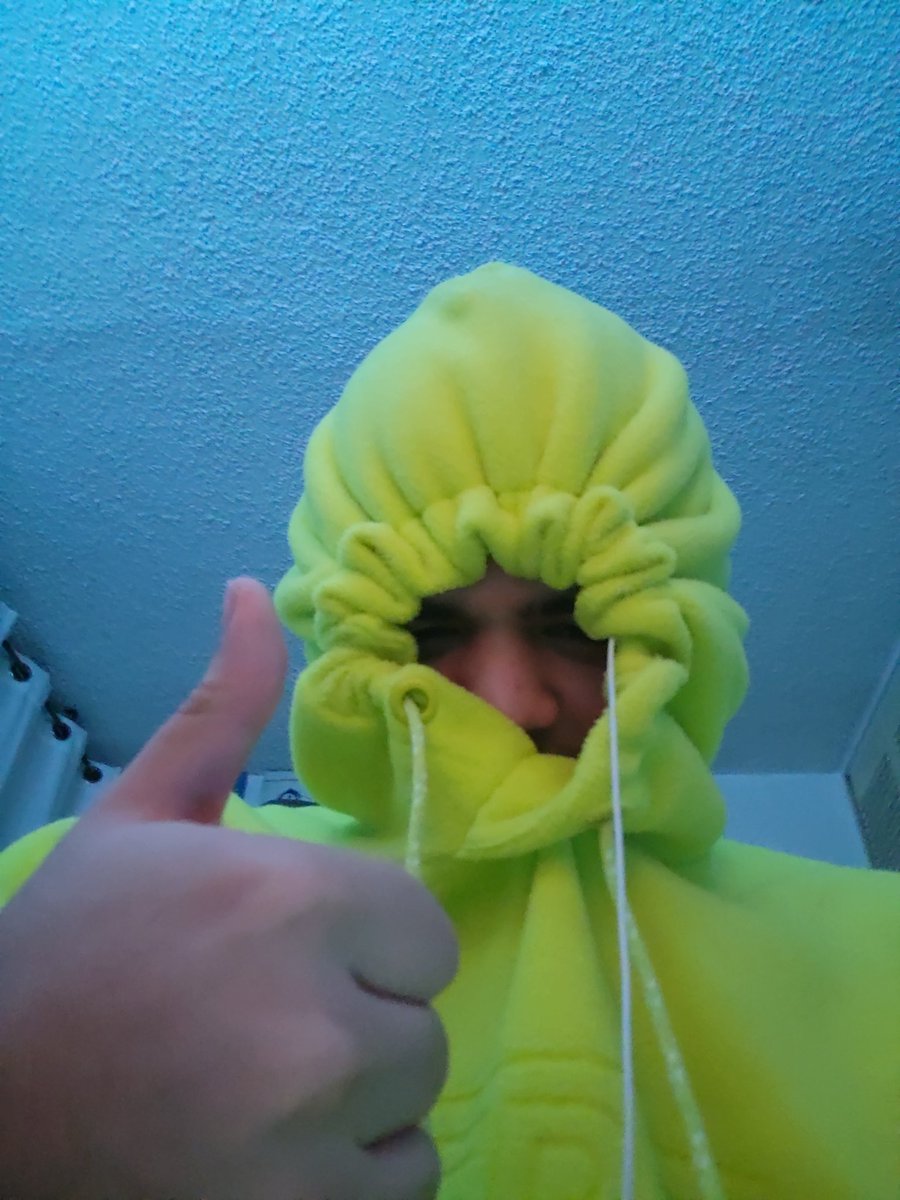 2k12Leonardo's tweet photo. Buen día😳 https://t.co/KmkbQGEalI