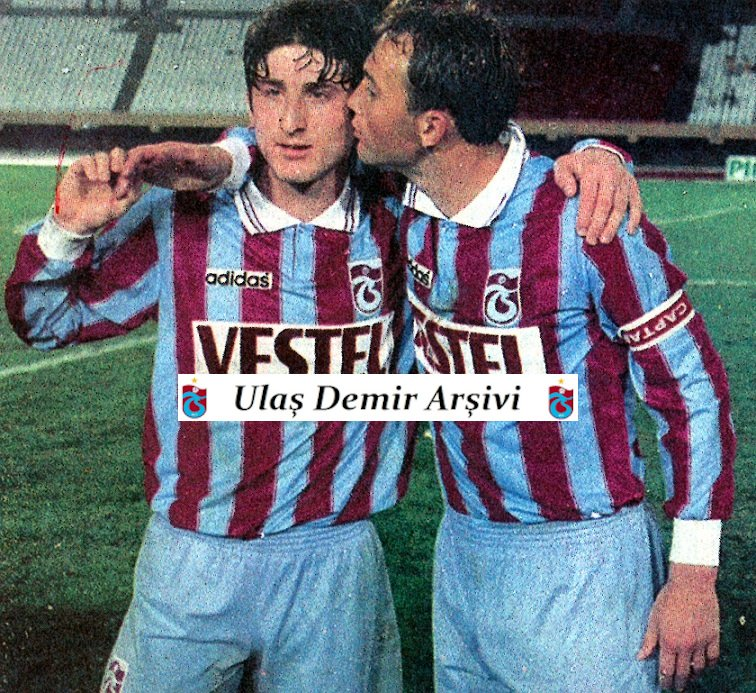 Trabzon şehrinin Türk sporuna kazandırdığı iki büyük futbolcu. Her dönem isimlerini gururla anabileceği efsaneleri olan büyük Trabzonspor camiasının değerli isimleri Fatih Tekke ve Hami Mandıralı.