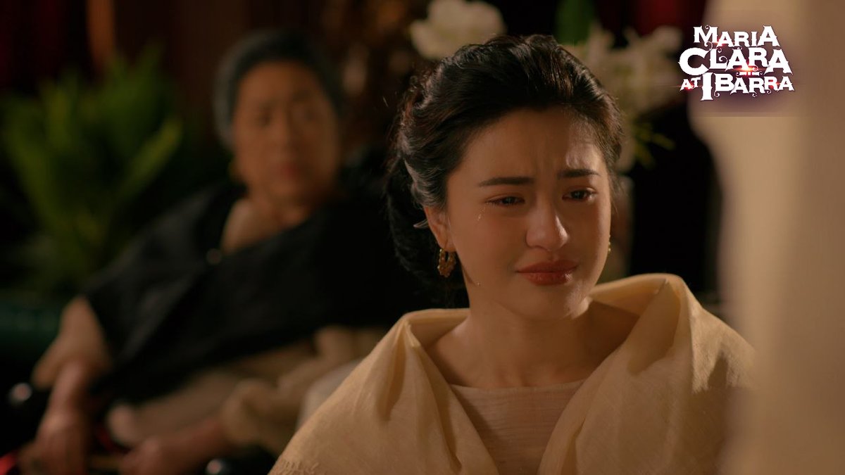 GMADrama's tweet image. "Ang iyong nais ay hindi ko kayang gawin. Hindi ko ho kayang wasakin ang pangarap at mabuting hangarin ng aking nobyo." GO MARIA CLARA!!! Standing up for what you believe in!!! #MariaClaraAtIbarra #MCIEscuelaoKasal