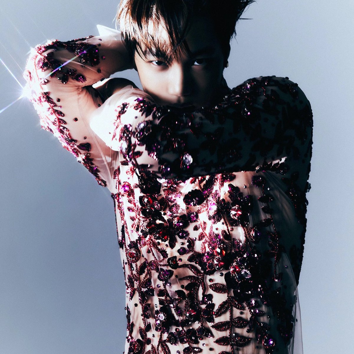 빛나지 않는 절반도 사랑할 수바께