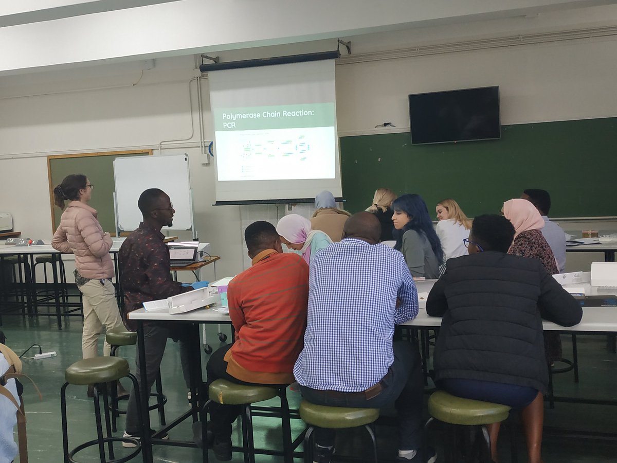First hands-on session started here in #CapeTown. The participants are making open reagents for their experiments. @StephaneFadanka @LabMboa @openbioeconomy @TReNDinAfrica @ibroSecretariat #openscience