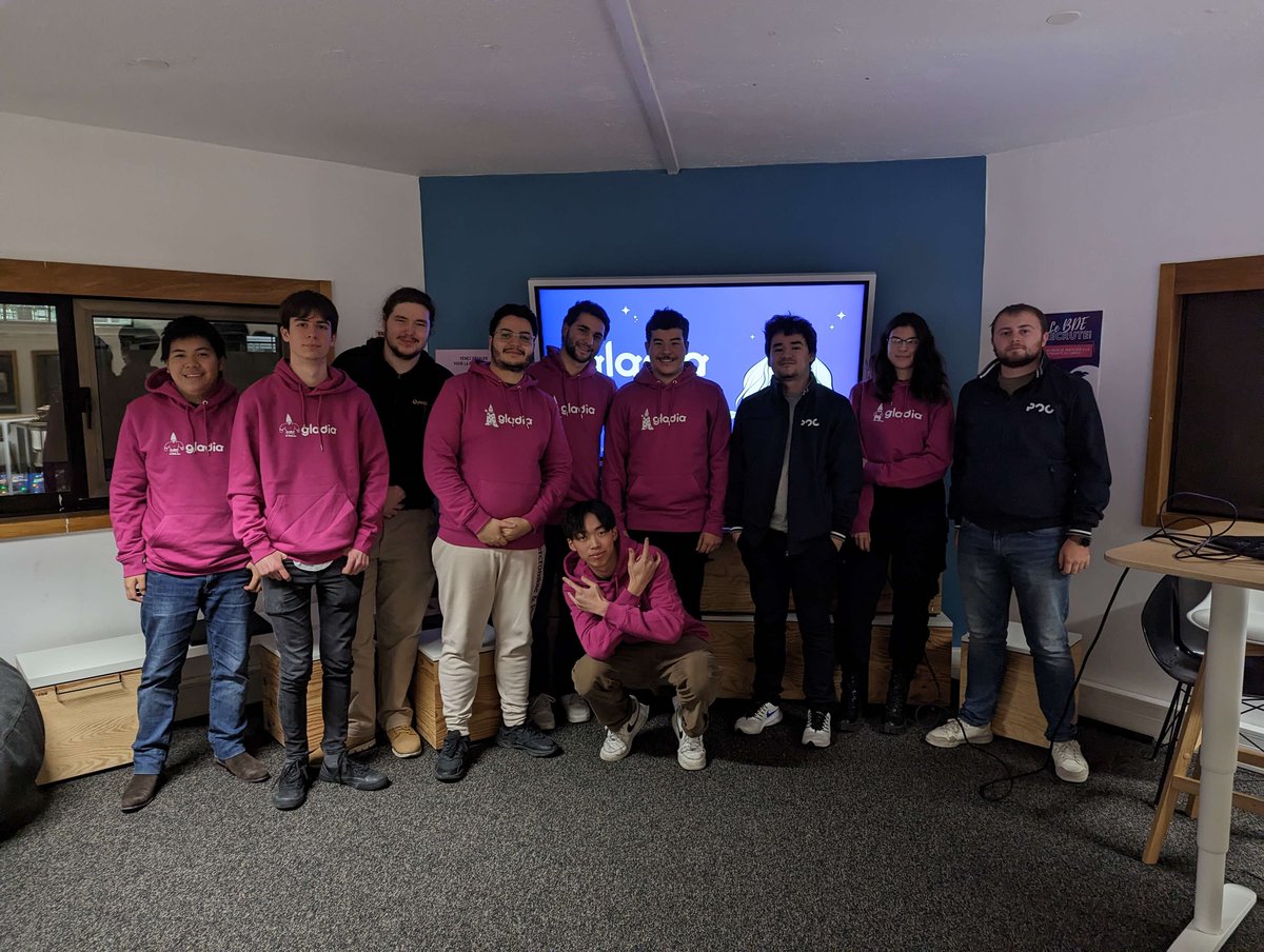 Vendredi dernier s'est déroulé notre premier speedhack avec avec <a href="/gladia_io/">Gladia.io</a>, une entreprise fournissant aux développeurs des fonctions plug and play d'IA 🚀

30 étudiants d'<a href="/Epitech/">Epitech</a> ont pu découvrir le monde de l'intelligence artificielle durant cette journée 🧠

#AI #innovation