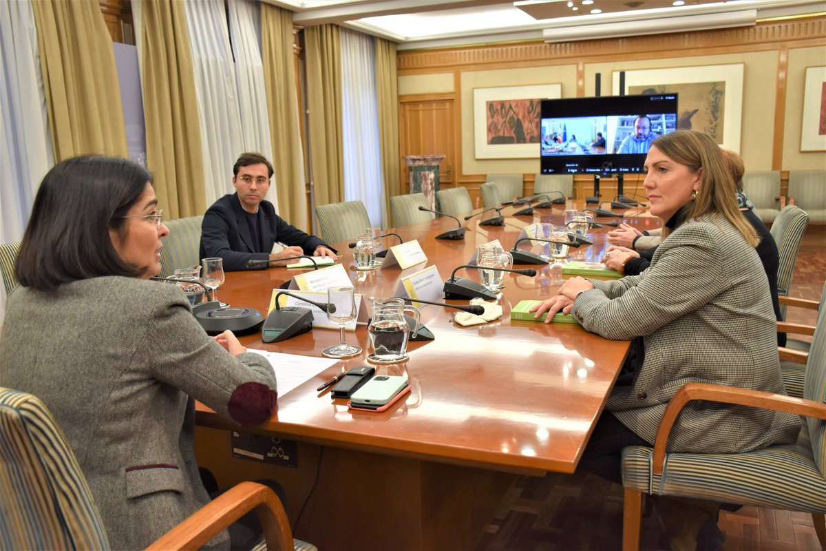 📌Voxzogo mejora los cartílagos y favorece la elongación de huesos en determinadas edades, aunque sólo está indicado para la acondroplasia causada por la mutación del gen FGFR3, confirmado por pruebas genéticas.

#EnfermedadesRaras