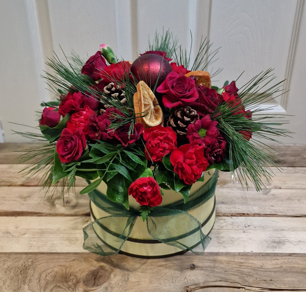 B31Voices's tweet photo. Flower Centre:"Christmas is coming &amp; we are excited! Come &amp; visit us in store &amp; pre-order your flowers now. Call:0121 4765795"

#B31SupportingLocal #Northfield

(Please note: we are happy to support local small businesses,however this post is not an endorsement of their services) https://t.co/Idc7oF5QPS