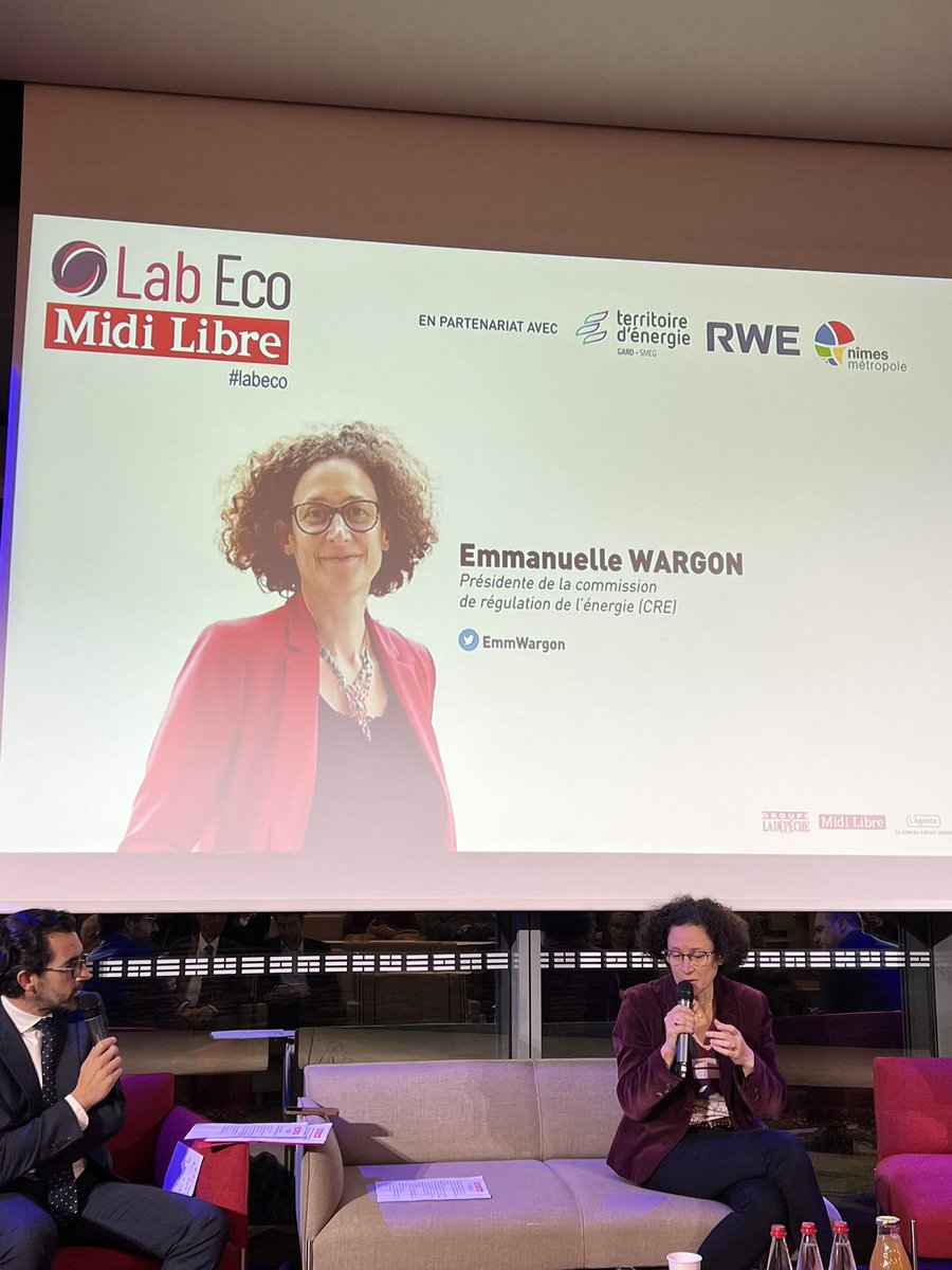 Lee__Corn's tweet photo. #LabEco @midilibre
La conférence qui suscitera certainement beaucoup de questions offre déjà de nombreuses réponses au public composé de particuliers et d’entreprises, tous concernés par le #MixÉnergetique.
@EmmWargon explique la régulation de l’énergie avec une gde clarté. https://t.co/705D3mmmvc