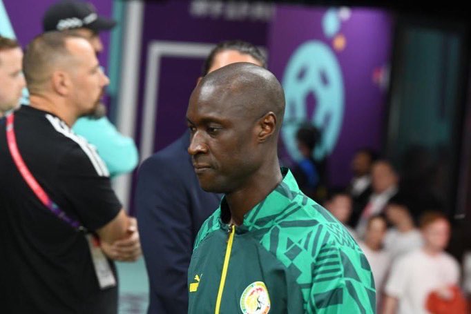 AlfredGom1s's tweet photo. Nous quittons le Qatar avec le goût du travail inachevé mais malgré tout nous restons toujours unis car un lion ne meurt jamais.
Manko uti ndamli! 🇸🇳
-
Lasciamo il Qatar con il gusto del lavoro incompiuto ma nonostante tutto restiamo sempre uniti perché un leone non muore mai! https://t.co/S62NsLhvEF