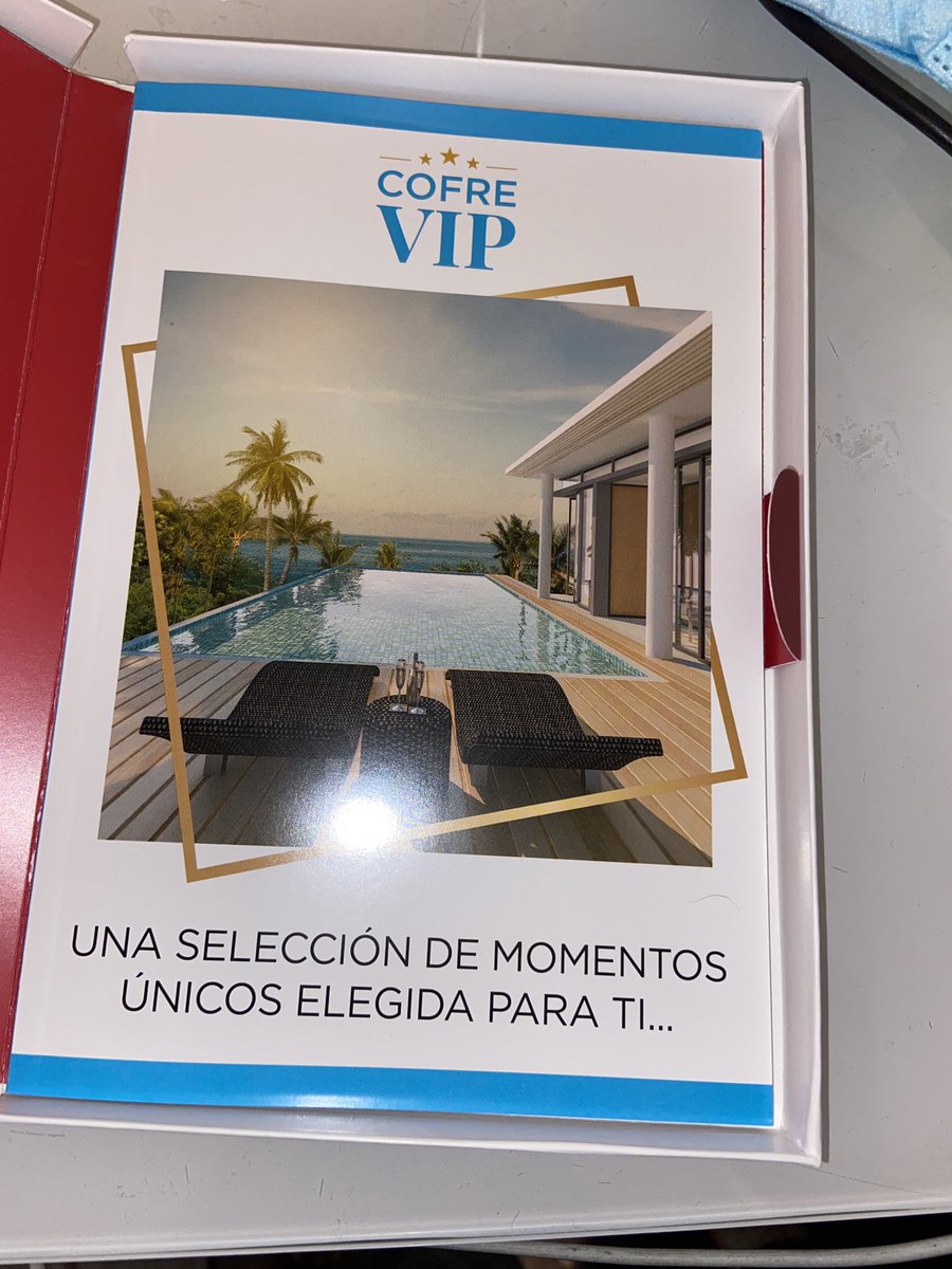 imarlyyn's tweet photo. VENDO COFRE VIP
tengo una amiga que vende un cofre vip que le regalaron y lo ha dejado con su novio xd. 
Si a alguien le interesa dm🤙🏻🤪
#cofrevip https://t.co/g0HnhK5fMT