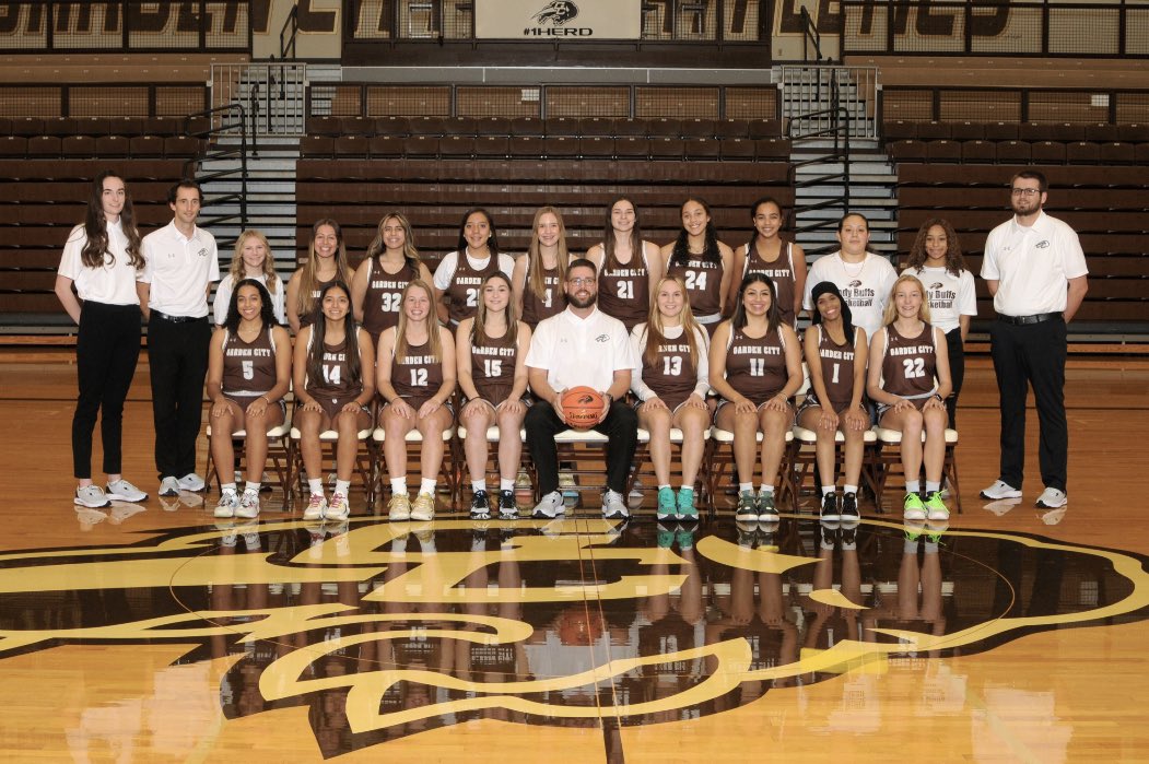 2022-23 GCHS Lady Buffalo Varsity Basketball Team #ChampionshipMentality #dawgsonly #1herd