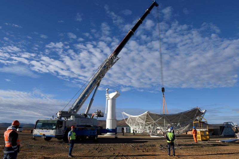 ewnreporter's tweet photo. #SquareKilometreArray The SKA Observatory has today unveiled a prototype satellite dish to mark the beginning of construction of its SKA-Mid telescope. KB
Images : Supplied https://t.co/tChrTYQpQc