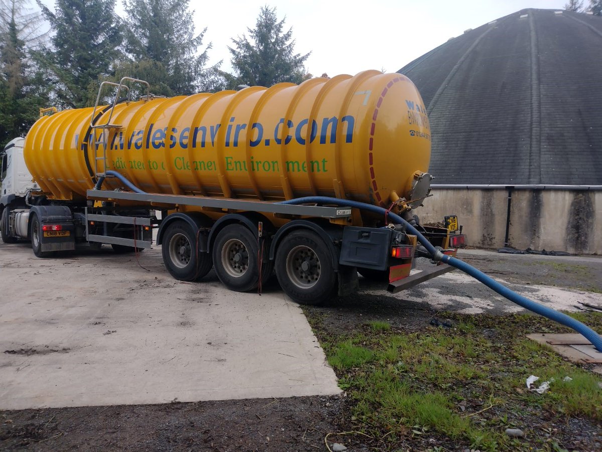 WalesEnviro's tweet photo. Another busy week of tankering underway!
For all you liquid waste disposal, please don't hesitate to contact us on 0800163375 or by emailing enquiries@walesenviro.com
#wastemanagement #wastetreatment #wastedisposal #vacuumtankers #tankering https://t.co/UWNsV8NVBd