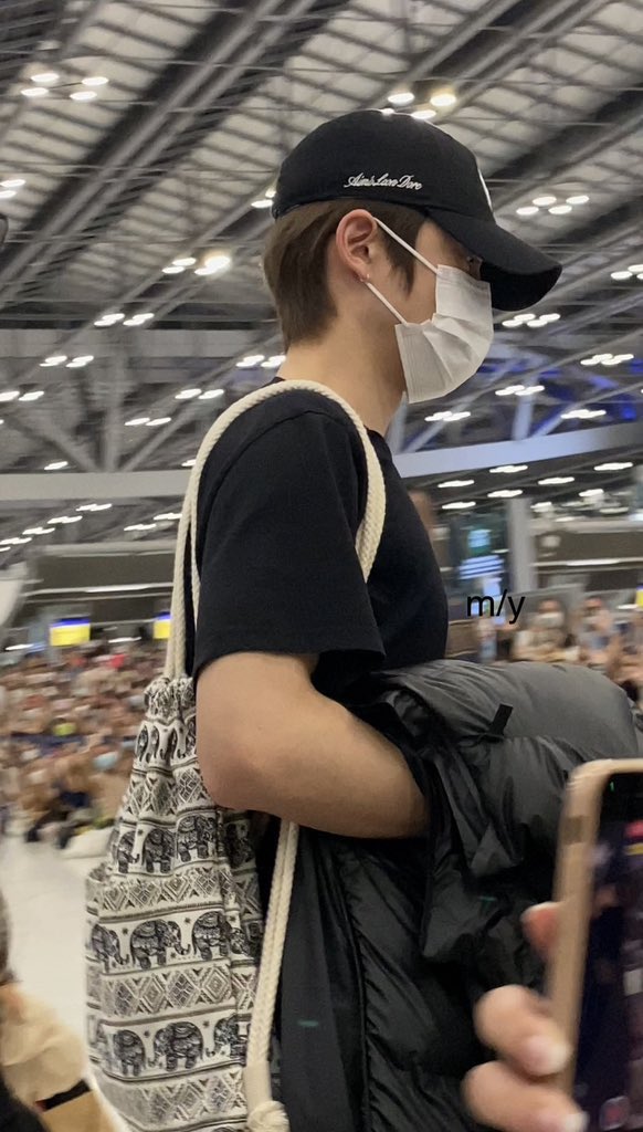 Pradaก็ต้องยอมให้เป๋าช้างปะวะ 55555555555555555555