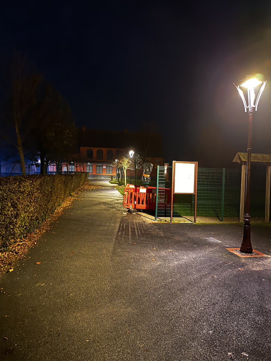 EnergieFlandre's tweet photo. En images - Eclairage public rénové à #Warhem
▶️ Éclairage led avec gradation 💡
▶️ économies d’énergie
✅ Un chantier @siecf réalisé par @CiteosOfficial
✅ avec le soutien de @prefet59 https://t.co/o65iUU2Ex8