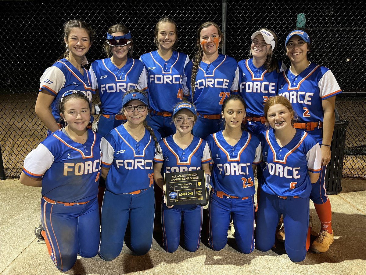 What a TEAM of committed,hardworking and awesome young ladies. We fought thru the some tough games to earn our birth to the alliance nationals. Thank you Maddison from the Sarasota Heat for helping us out this weekend. You are awesome. #Beverosious