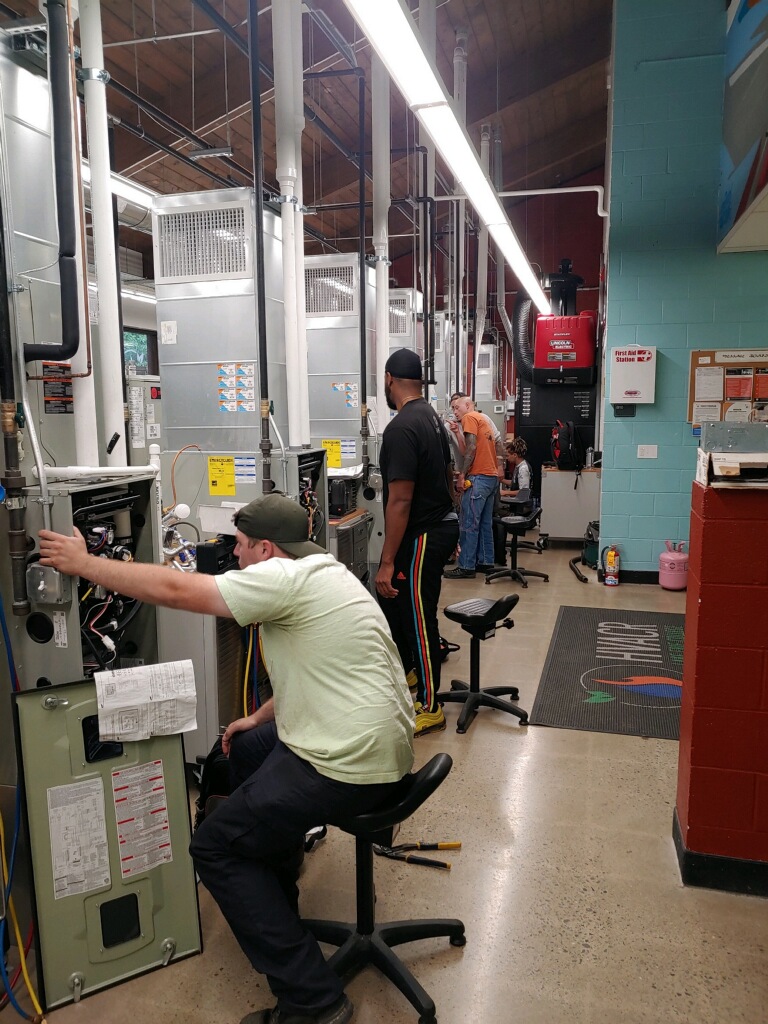 Our students are trained in both residential and commercial HVCAR. Our lab is equipped to prepare students for a quality career in the HVACR industry!
#HVAC #HVACR #LEC #LakeErieCollege