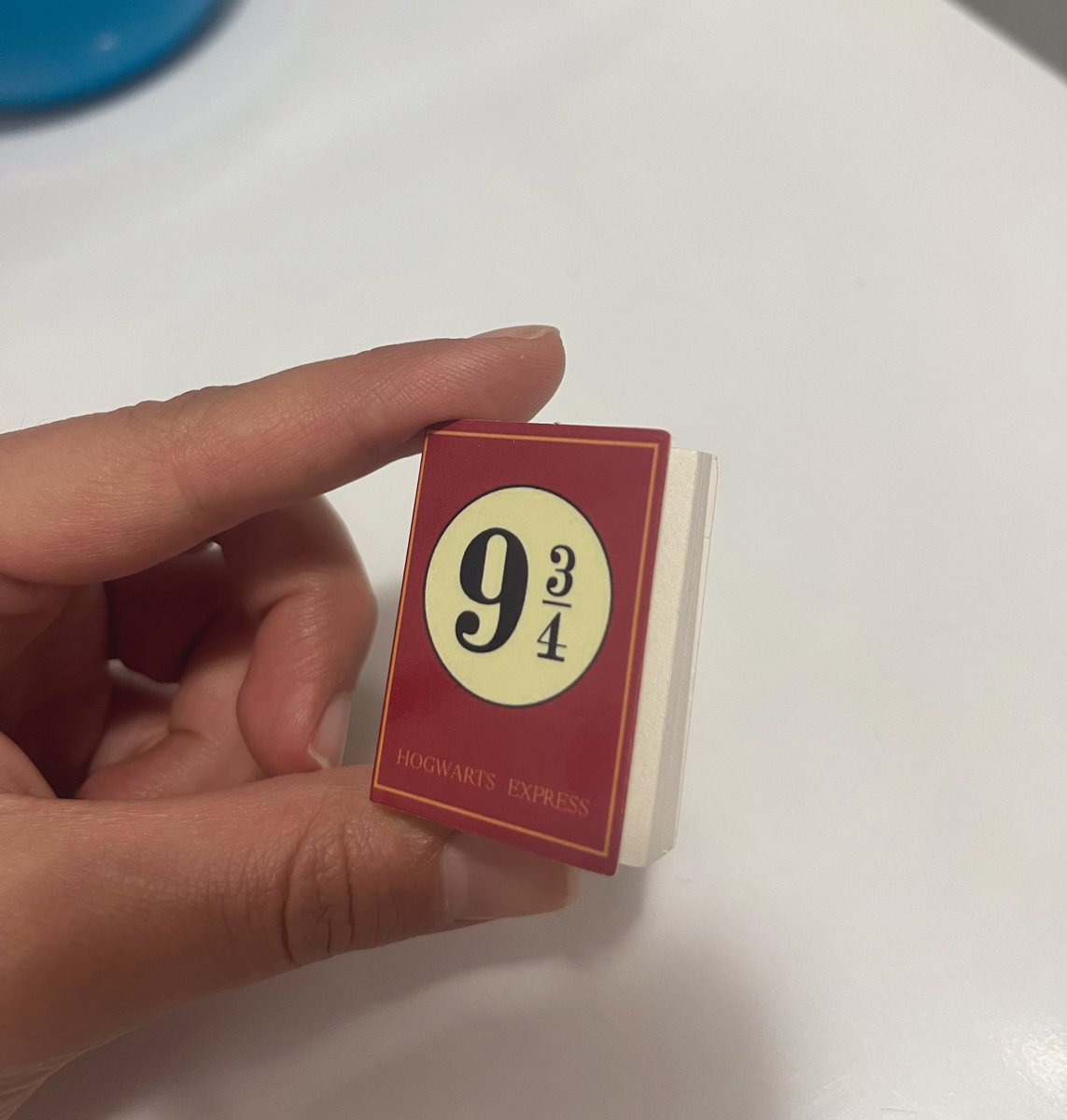 Kitap fuarında Barney Stinson’un kitaplarını bulamayınca beni teselli edebilecek tek kitabı alıp çıktım