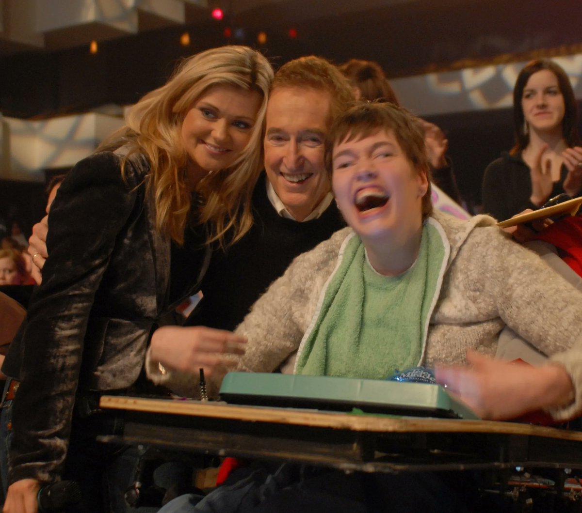 TeleMiracle tweet media