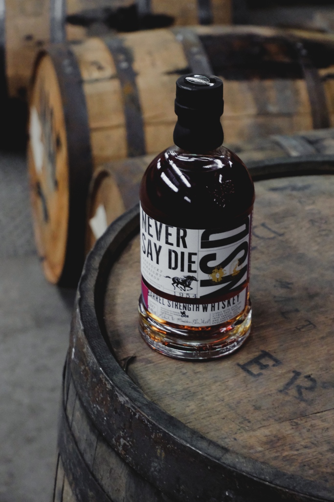 A world first, distilled in the style of a traditional Kentucky Bourbon, ocean aged on a six-week trip across the Atlantic and then matured in barrels in Derbyshire to give it a unique, British finish. The English take on the American Dream 🥃