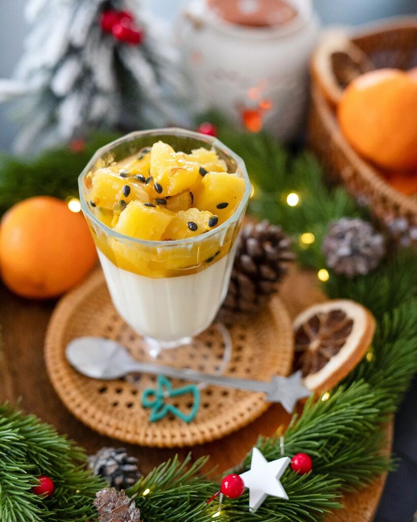 Pannacotta passion ananas 🍍
Vous mettez combien sur une échelle de 0 à 🔟 ?!

J'ai utilisé le panier bio pour les fêtes de <a href="/lecampanier/">lecampanier</a> ! Il est composé de superbes produits à cuisiner ou disposer sur vos tables de fin d'année et est disponible jusqu'… instagr.am/p/Cly3KizKPiF/