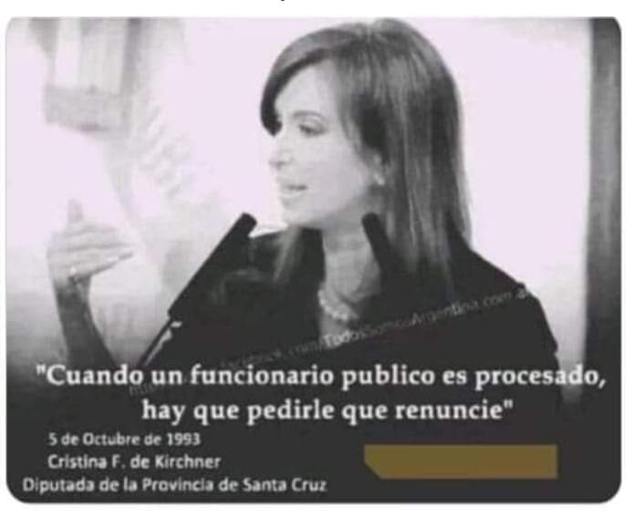 CarlosD39621053's tweet photo. Te acordás @CFKArgentina lo dijiste vos, su tenés palabra, creo que no. Renuncia y Devolvé los U$S 957.000.000 que ROBASTE. https://t.co/R63PkHqxwc