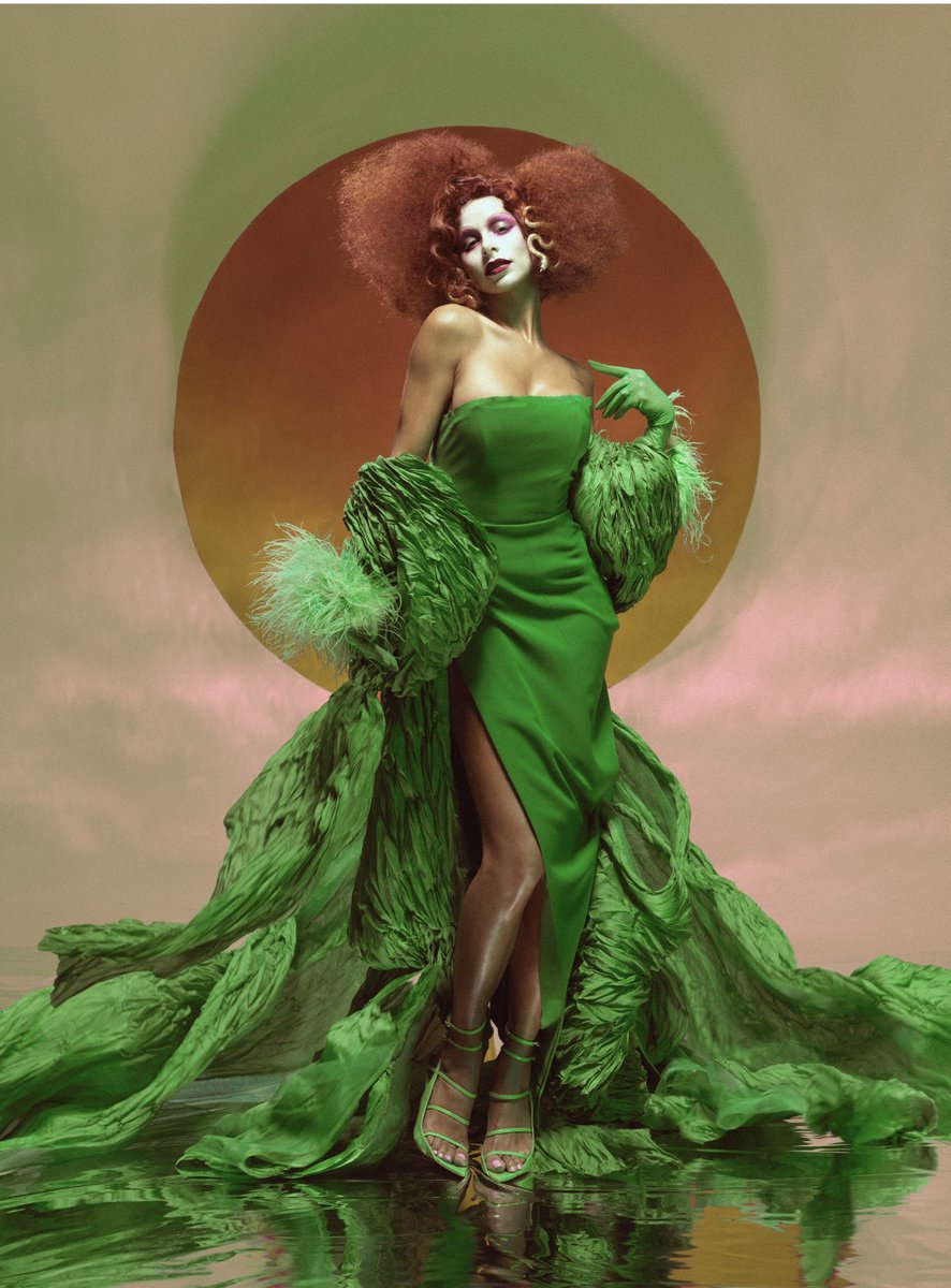 Prrrrrrrrrr for Harper Bazar Magazine 💚🐈‍⬛