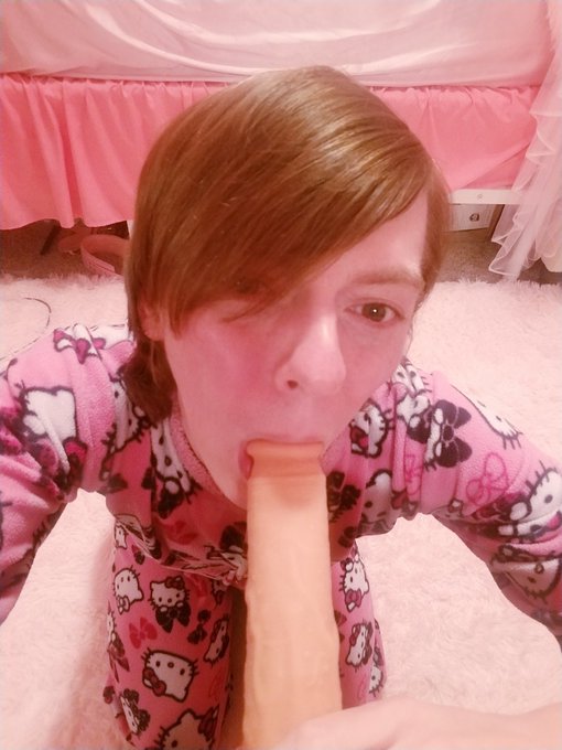 Just a bit of oral practice from last night 💗 #submissive #abdlprincess #oralfixation https://t.co/M<a href="/tag/submissive"class="tags"><span>#submissive</span></a><a href="/tag/oralfixation"class="tags"><span>#oralfixation</span></a><a href="/tag/abdlprincess"class="tags"><span>#abdlprincess</span></a>