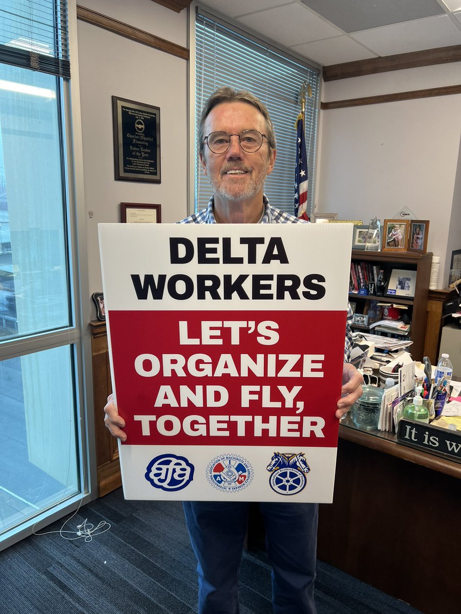 IAM_Union's tweet photo. Delta workers have support from unionists all over: @IBEW613ATLANTA, @AFLCIOGeorgia, @AFSCME and more!  

We’re in Atlanta to show support as we team up with @afa_cwa and @Teamsters  to bring Delta workers their union! ⚙️💪✈️ https://t.co/IF9aemRcBL