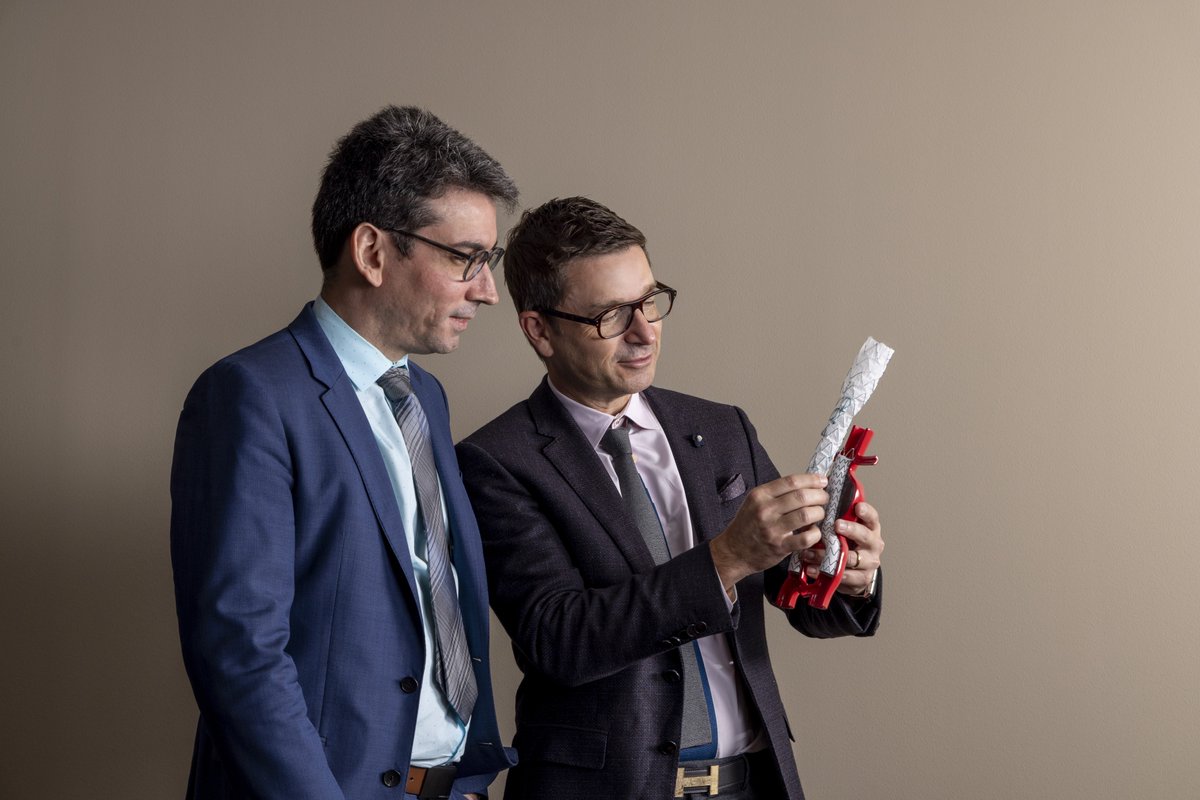 A wonderful, short read on how international collaboration is key to proliferation of endovascular thoracoabdominal repair reaching over 2,700 patients in the U.S. @vascularnews sits down with Dr. Gustavo Oderich in their November 2022 issue. bit.ly/3gYZ803