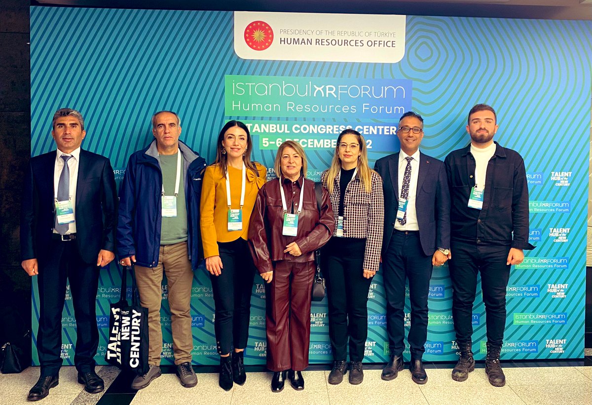 Munzur Üniversitesini temsilen, Cumhurbaşkanlığı İnsan Kaynakları Ofisi Başkanlığı tarafından düzenlenen #TalentHuboftheNewCentury  etkinliğine #İstanbulHRForum katıldık.
<a href="/tccbiko/">T.C. Cumhurbaşkanlığı İnsan Kaynakları Ofisi</a> @einsan_tccbiko <a href="/gulmeznese/">Dr. Neşe Gülmez</a> <a href="/AtaySalim/">Salim Atay, Doç.Dr</a> <a href="/KariyerMunzur/">Munzur Üniversitesi Kariyer Merkezi</a> <a href="/munzuruniv/">Munzur Üniversitesi</a>