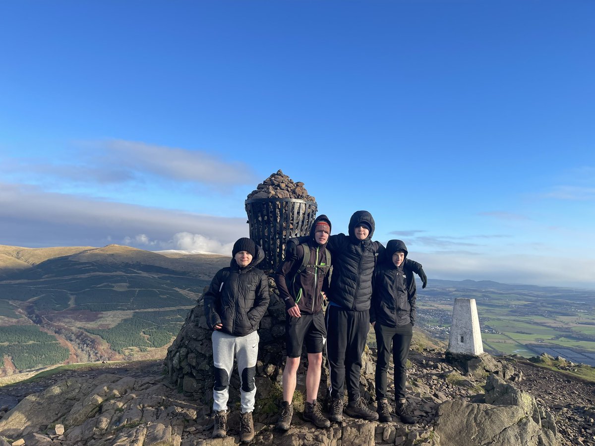 Mr C Beer tweet media