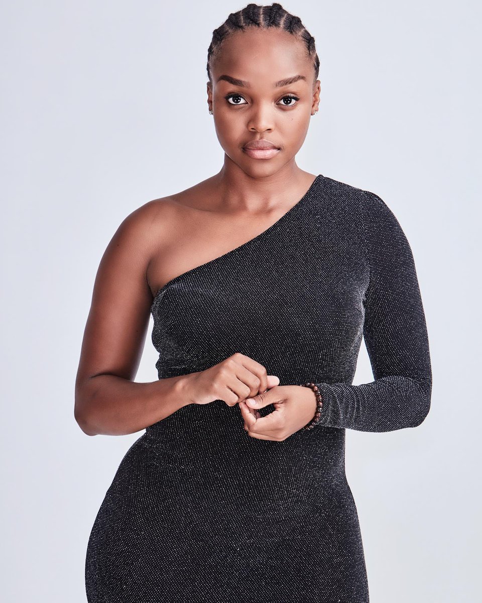 Even though it didn't came out the way I expected it to be, I'm still proud of the results. 👏🏾👏🏾💯
<a href="/nothandongc/">Nothando Ngcobo</a> hopefully you'll love this!
