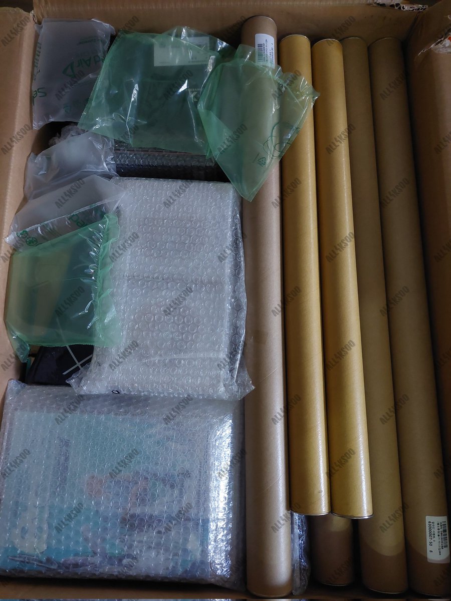 all4ksoo's tweet photo. #4KsooARRIVALS 🐧
KOREA BOX30 - Released last Fri. from customs & was scheduled for delivery today. ARRIVED earlier this afternoon❣️
Currently checking & sorting orders now~ Will also finish sending the arrival notices + LSF payment form. Kindly wait for it, thank you✨️ https://t.co/awtBiVMXYq