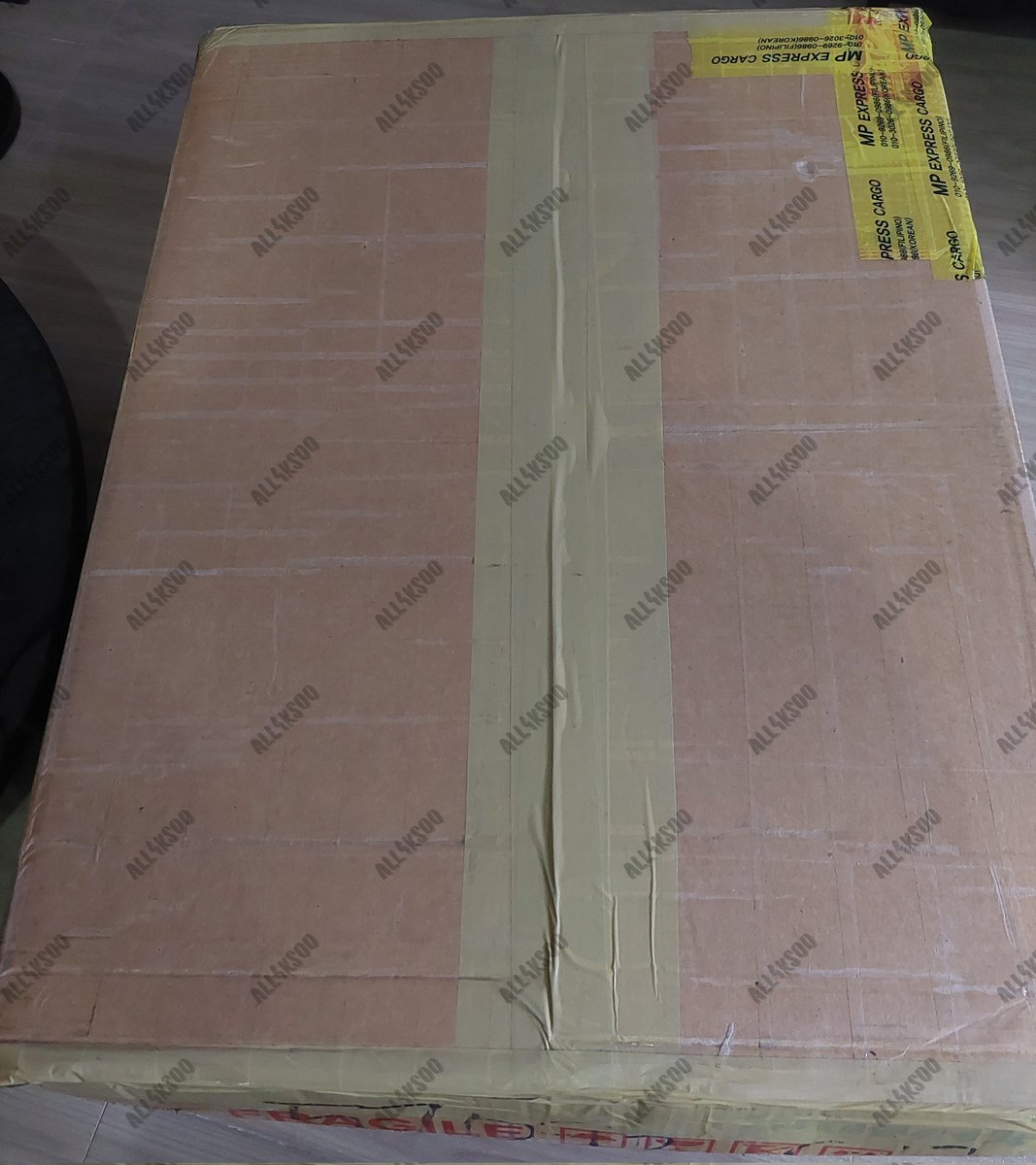 all4ksoo's tweet photo. #4KsooARRIVALS 🐧
KOREA BOX30 - Released last Fri. from customs & was scheduled for delivery today. ARRIVED earlier this afternoon❣️
Currently checking & sorting orders now~ Will also finish sending the arrival notices + LSF payment form. Kindly wait for it, thank you✨️ https://t.co/awtBiVMXYq