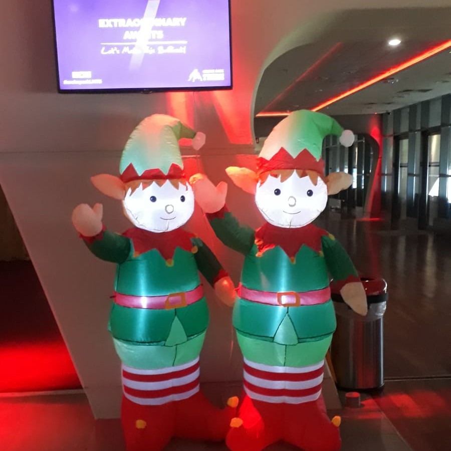 wgicovered's tweet photo. Set the Scene  🎅🎄🎁 https://t.co/yzBSXojLbO