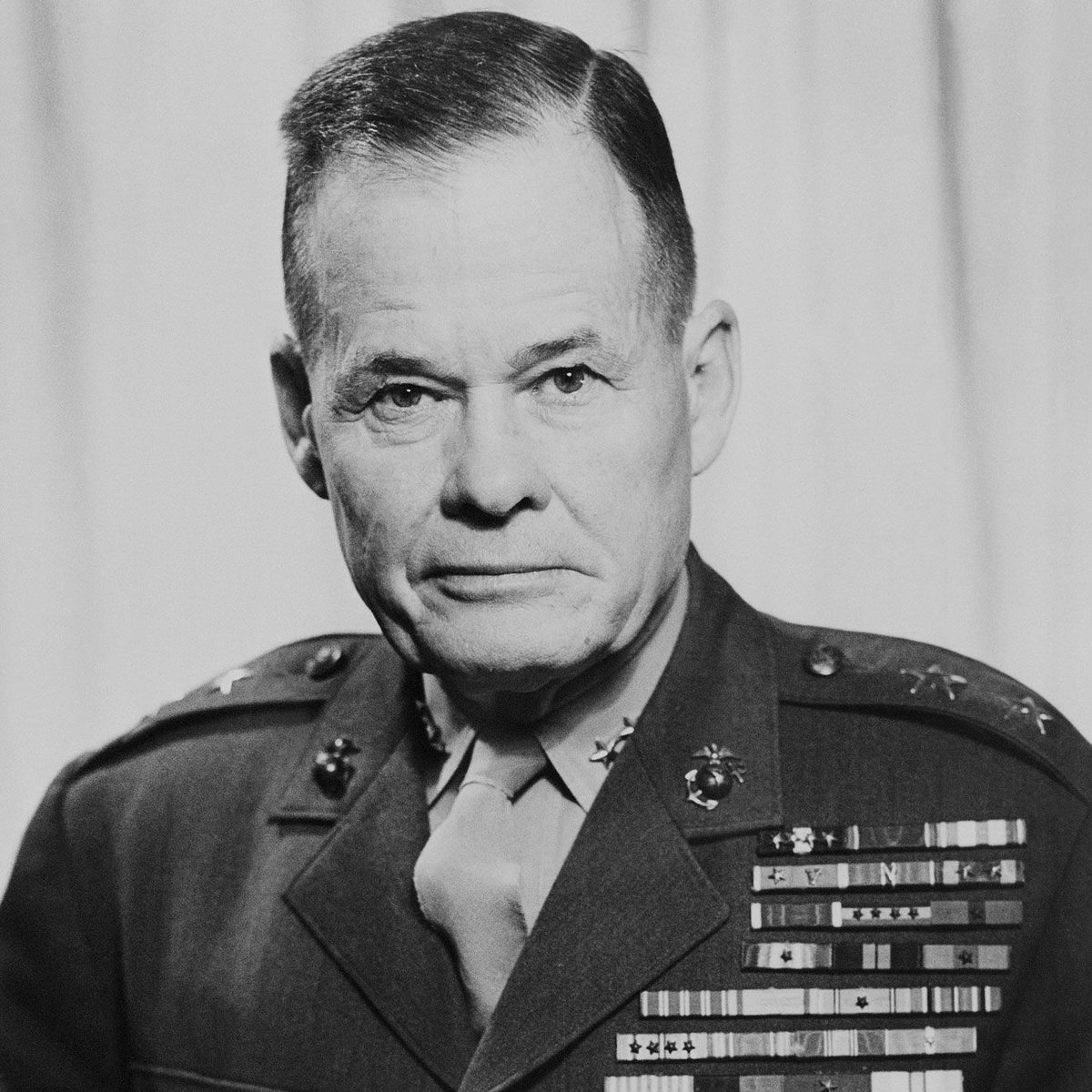 USMC's tweet photo. Lt. Gen. Lewis "Chesty" Burwell Puller was one of the most decorated Marines in the Corps. While serving as commander of 1st Marines, @1st_marine_div, he was awarded his 5th Navy Cross for his actions on Dec. 5-10, 1950, at the Battle of Chosin Reservoir. https://t.co/Pd388B0EL5