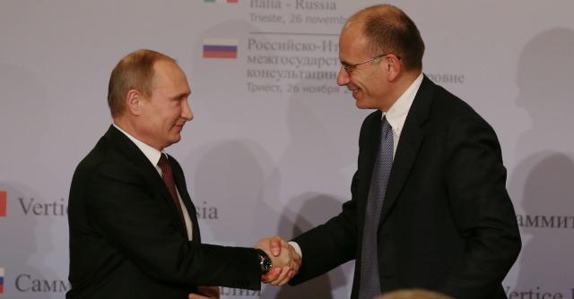 MattSDPell's tweet photo. @sbonaccini Ciao Stefano! 👋

Ti ricordo che #Soumahoro è deputato italiano, e ci ha parlato di sfruttamento, accusando NOI italiani, mentre la sua coop non è stata trasparente. 

Putin non è deputato italiano, e occorre mettere da parte le antipatie. Altrimenti contesti l'ex pdc Letta 🤗 https://t.co/cyS5iM2R0e
